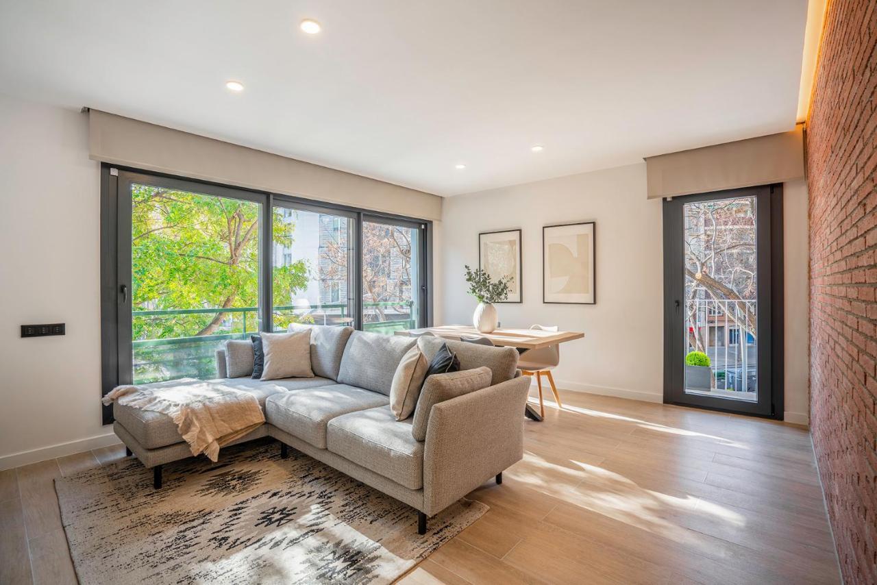 Apartsnoubcn Equador Les Corts Барселона Экстерьер фото