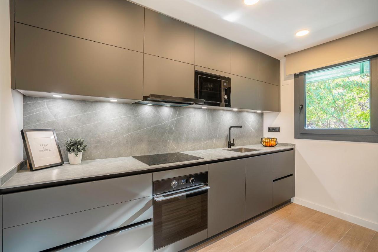 Apartsnoubcn Equador Les Corts Барселона Экстерьер фото